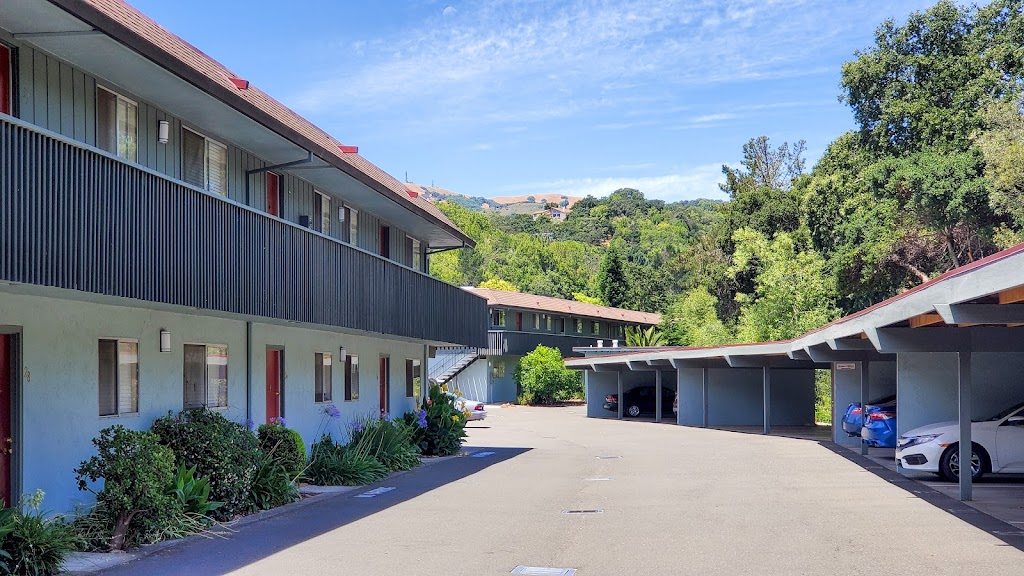 Fairway Apartments | 1000 Ignacio Blvd, Novato, CA 94949 | Phone: (833) 212-8779