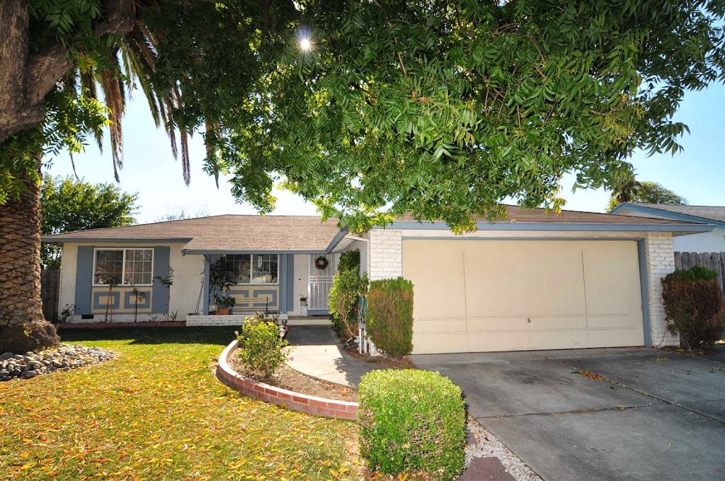 Veena Grover, Intero Real Estate | 496 1st St #200, Los Altos, CA 94022 | Phone: (510) 378-7546