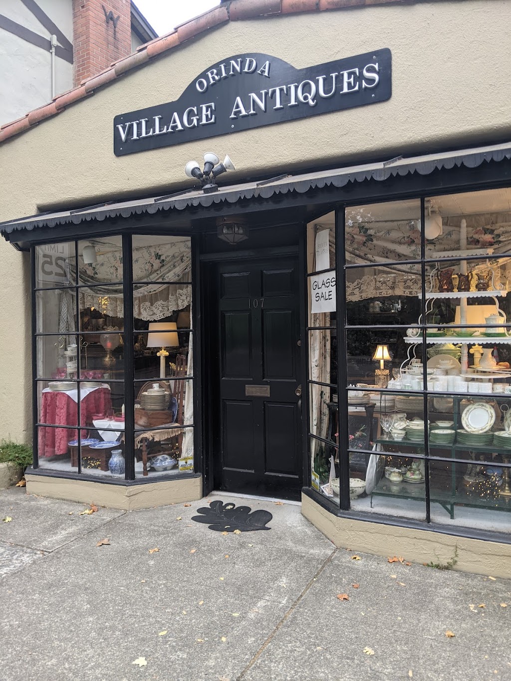 Orinda Village Antiques | 107 Orinda Way, Orinda, CA 94563 | Phone: (925) 254-2206