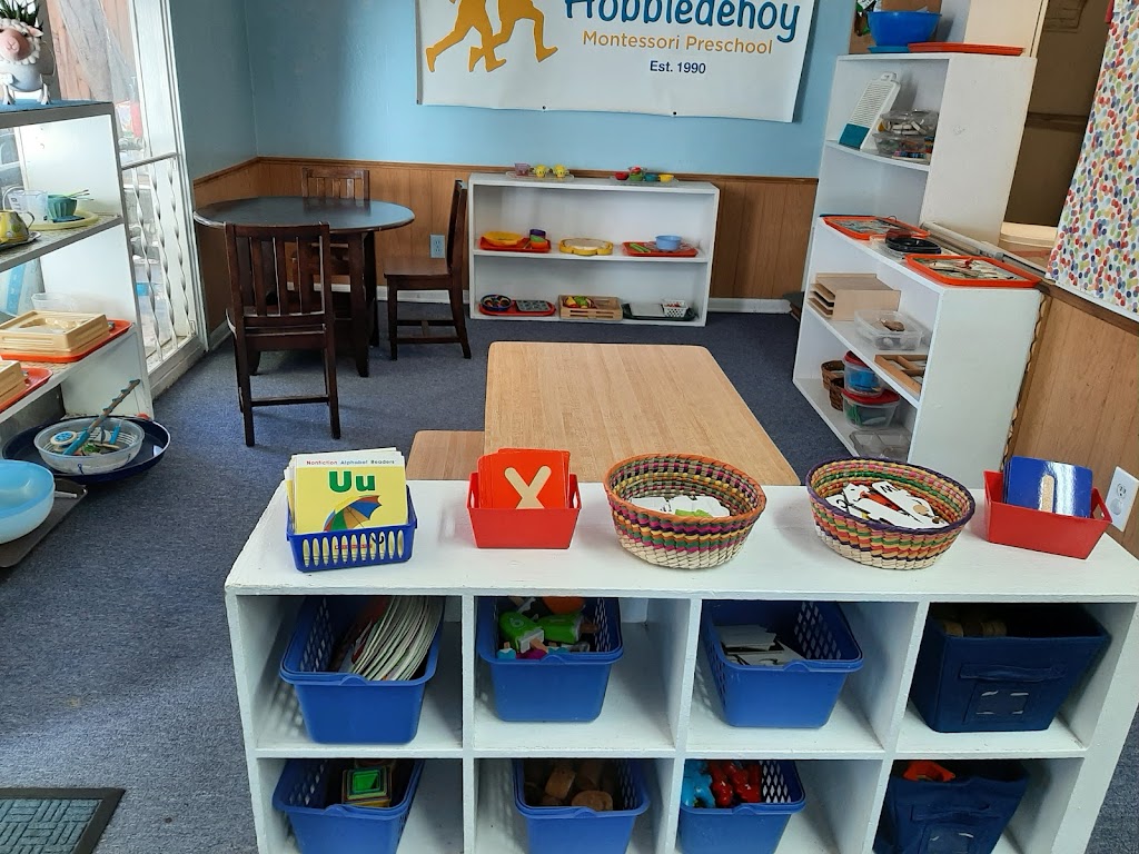 Hobbledehoy Montessori Preschool | 2321 Jane Ln, Mountain View, CA 94043 | Phone: (650) 968-1155