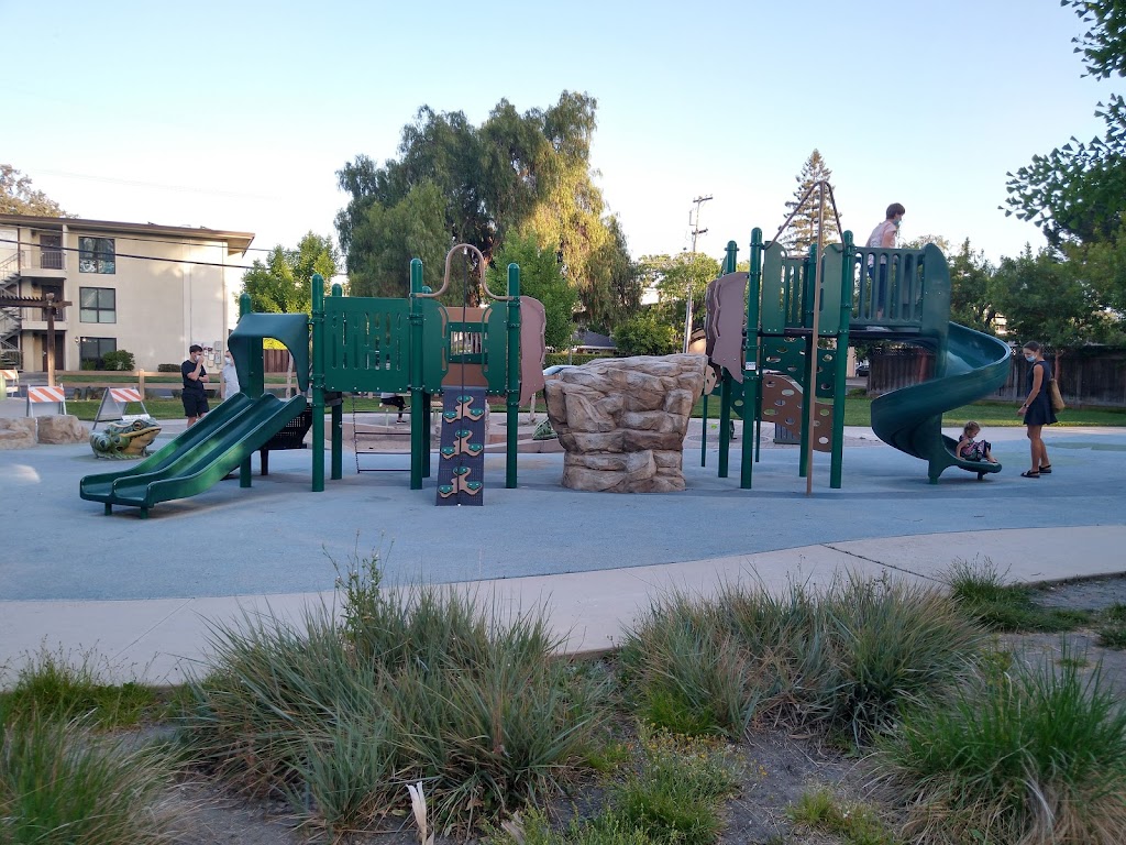 Del Medio Park | 380 Del Medio Ave, Mountain View, CA 94040 | Phone: (650) 903-6326