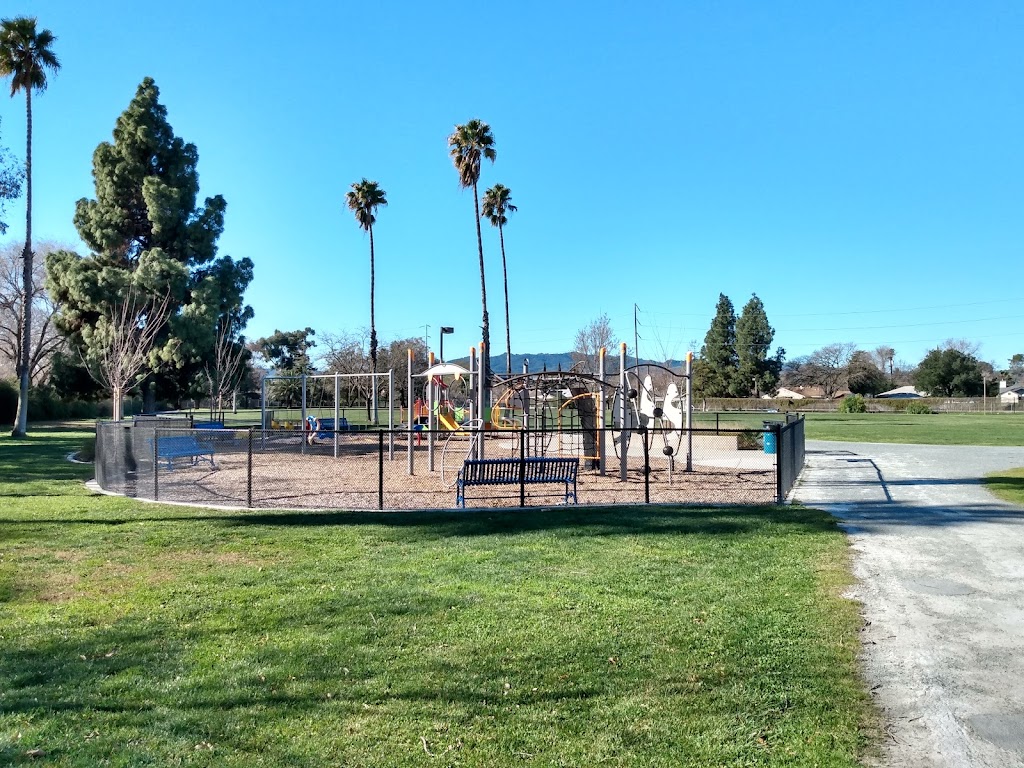 Meadow Homes Park | Sunshine & Detroit Aves, Concord, CA 94520 | Phone: (925) 671-3444