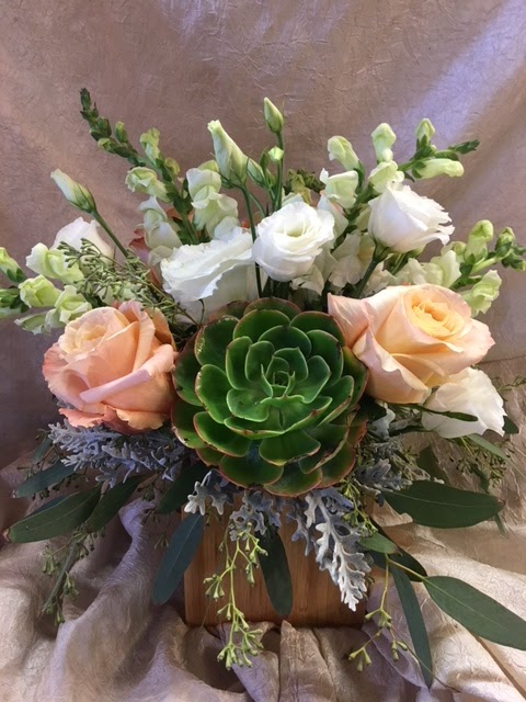 Sonoma Flowers By Susan Blue | 20680 Broadway, Sonoma, CA 95476 | Phone: (707) 996-1696