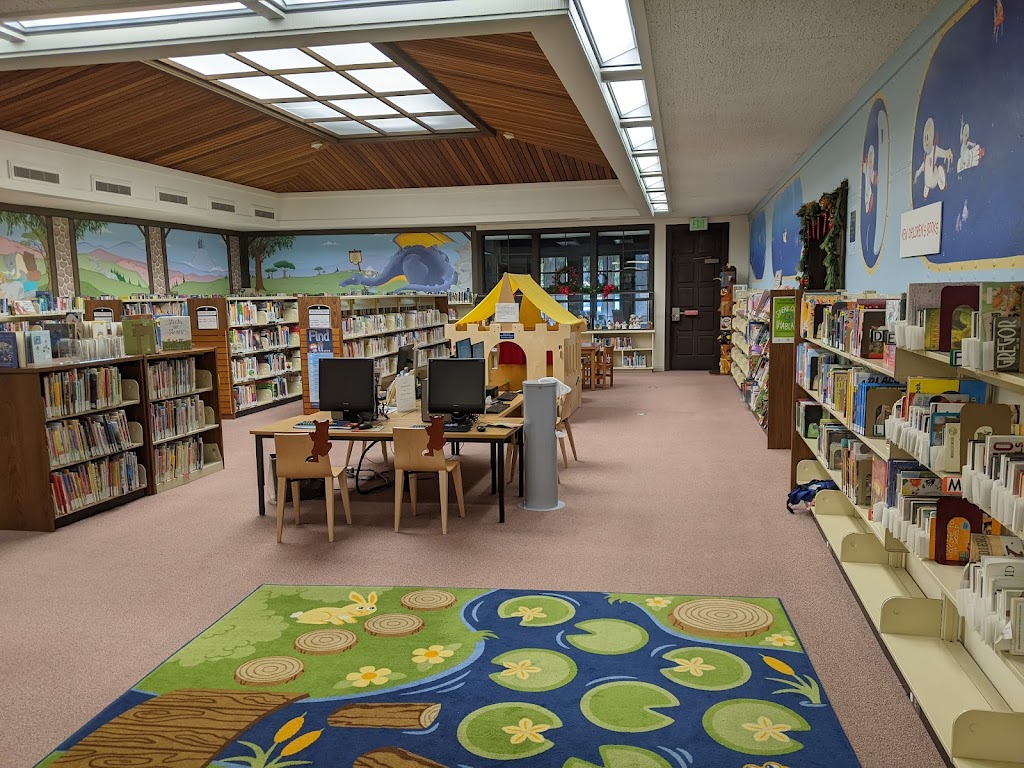 Moraga Library - Contra Costa County Library | 1500 St Marys Rd, Moraga, CA 94556 | Phone: (925) 376-6852