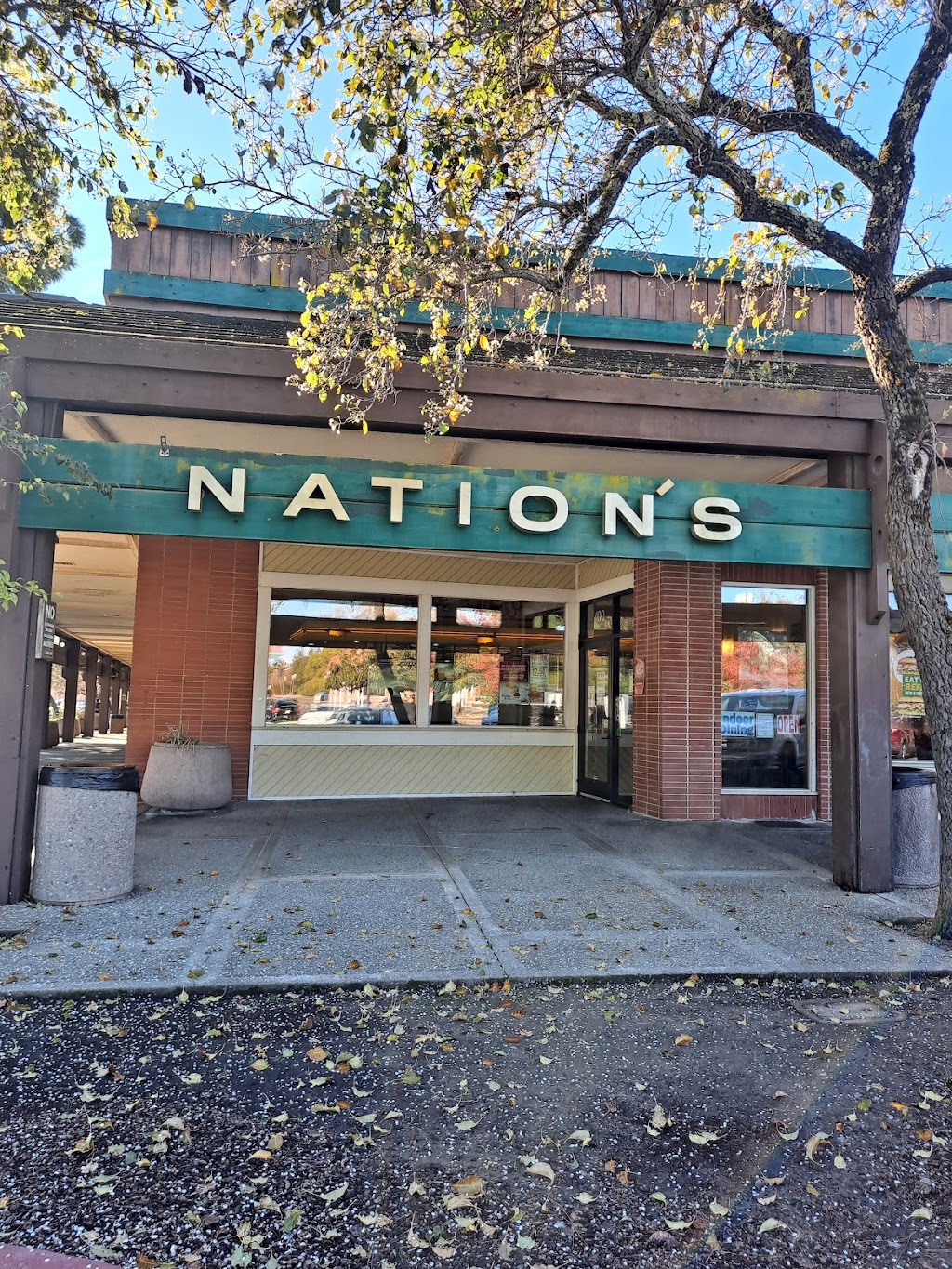 Nation’s Giant Hamburgers | 400 Park St, Moraga, CA 94556 | Phone: (925) 376-8888