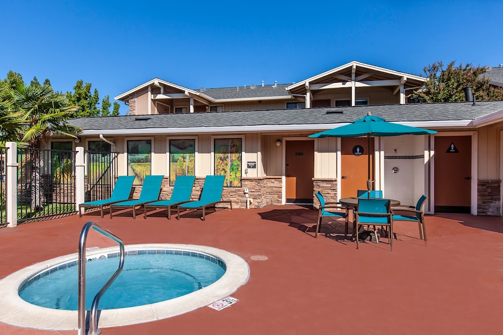 Sommerset Apartments | 591 Peabody Rd, Vacaville, CA 95687 | Phone: (707) 999-4718