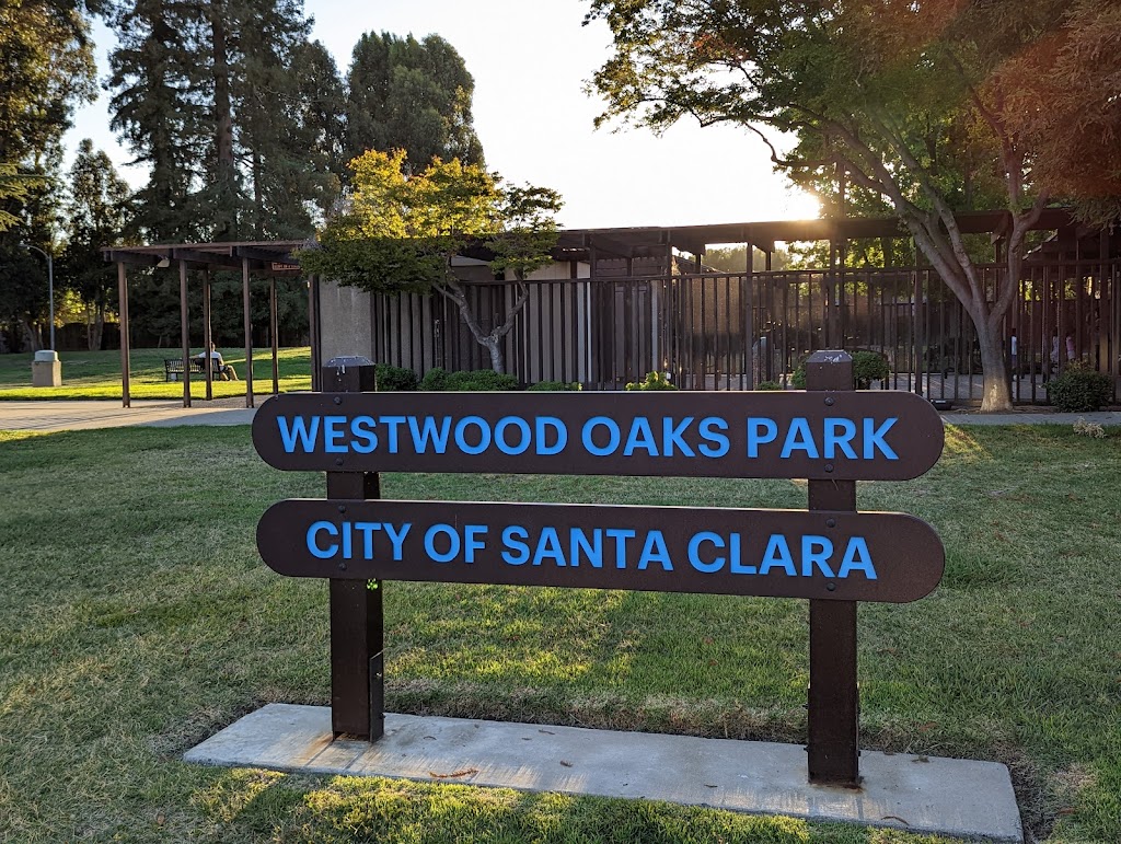 Westwood Oaks Park | 460 La Herran Dr, Santa Clara, CA 95051 | Phone: (408) 984-4101
