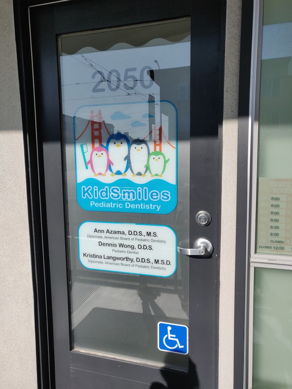 KidSmiles Pediatric Dentistry | 2050 Judah St, San Francisco, CA 94122 | Phone: (415) 681-5437