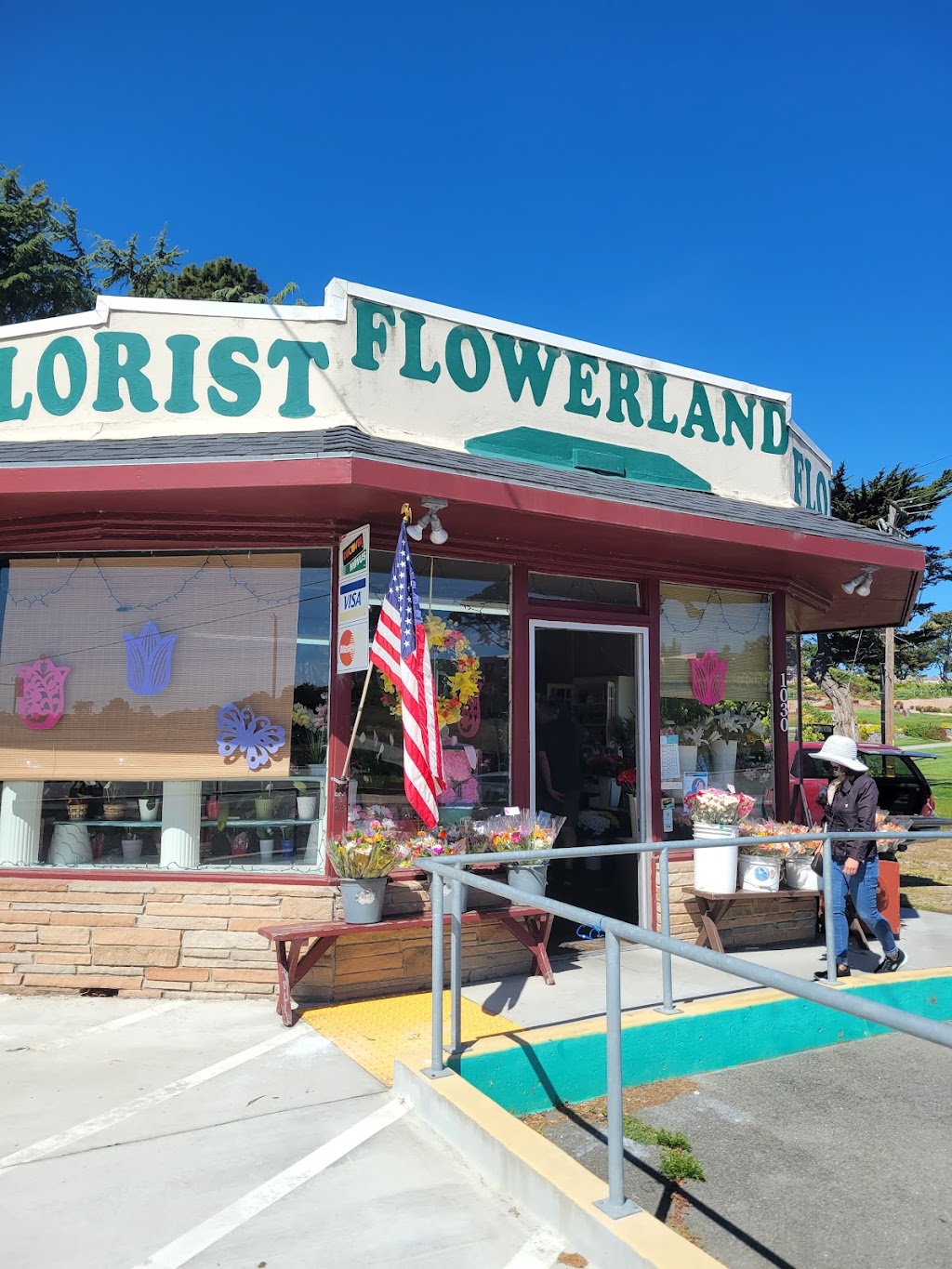 Flowerland Floral Shop | 1030 El Camino Real, Colma, CA 94014 | Phone: (650) 755-1055