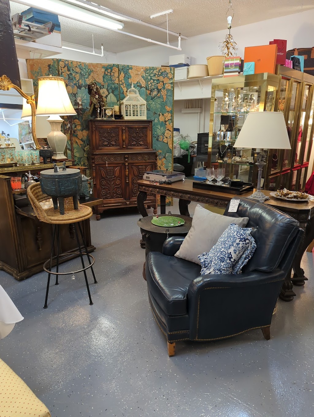 Fabulous Finds | The Tannery Building, 131 1st St, Benicia, CA 94510 | Phone: (707) 750-5777