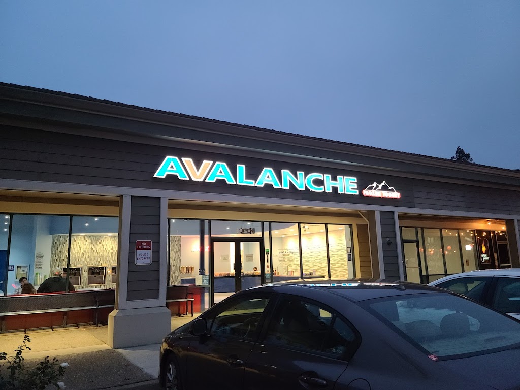 Avalanche Frozen Yogurt | 1500 Oliver Rd, Fairfield, CA 94534 | Phone: (707) 422-9500