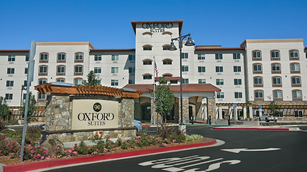 Oxford Suites Sonoma County - Rohnert Park | 67 Golf Course Dr W, Rohnert Park, CA 94928 | Phone: (707) 584-0333