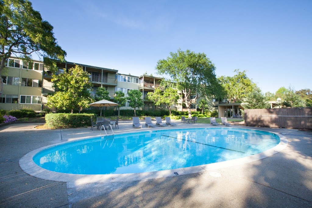 Arastradero West Apartments | 724 Arastradero Rd #321, Palo Alto, CA 94306 | Phone: (833) 288-3454