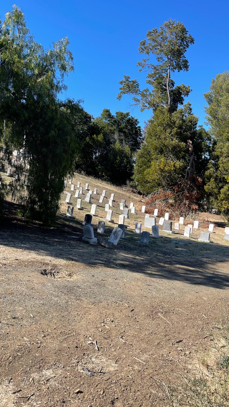 Sunrise Memorial Cemetery | 2201 Sacramento St, Vallejo, CA 94590 | Phone: (707) 643-5190