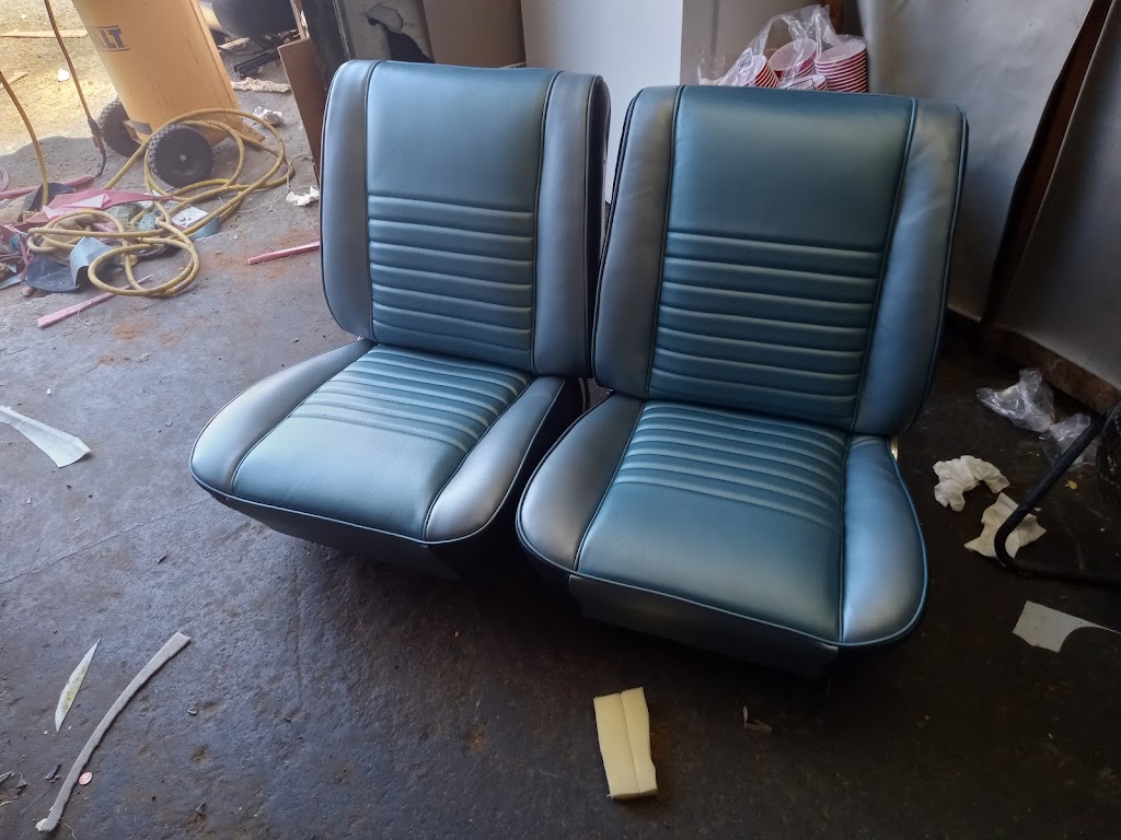 Robertos Custom Upholstery | 344 S 23rd St, San Jose, CA 95116 | Phone: (408) 580-6447