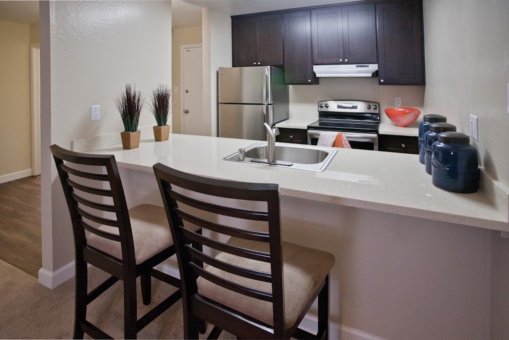 SeaPointe Apartments | 77 Paloma Ave, Pacifica, CA 94044 | Phone: (650) 677-1394