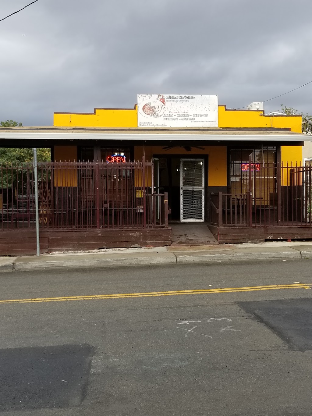 Birrieria y Taqueria Yahualica | 13 S Bella Monte Ave, Bay Point, CA 94565 | Phone: (925) 458-5549