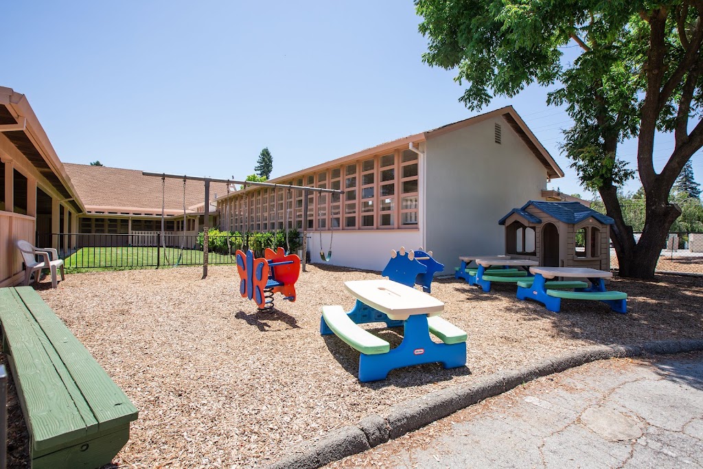 Casa dei Bambini School | 1835 Valota Rd, Redwood City, CA 94061 | Phone: (650) 473-9401