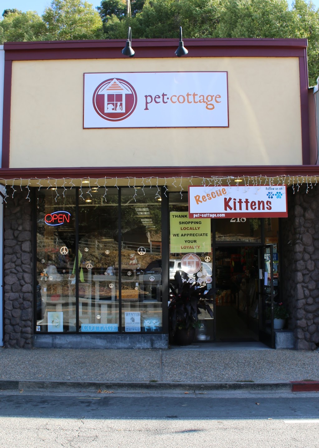 Pet Cottage | 218 Greenfield Ave, San Anselmo, CA 94960 | Phone: (415) 485-1158