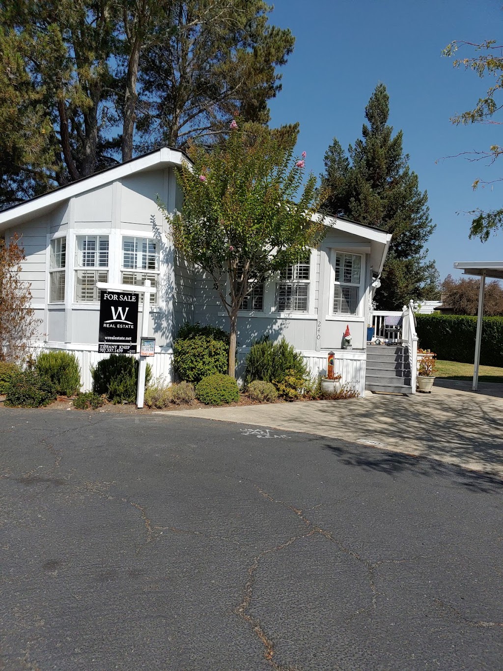 Seven Flags of Sonoma Mobile | 1400 Watmaugh Rd, Sonoma, CA 95476 | Phone: (707) 996-9660