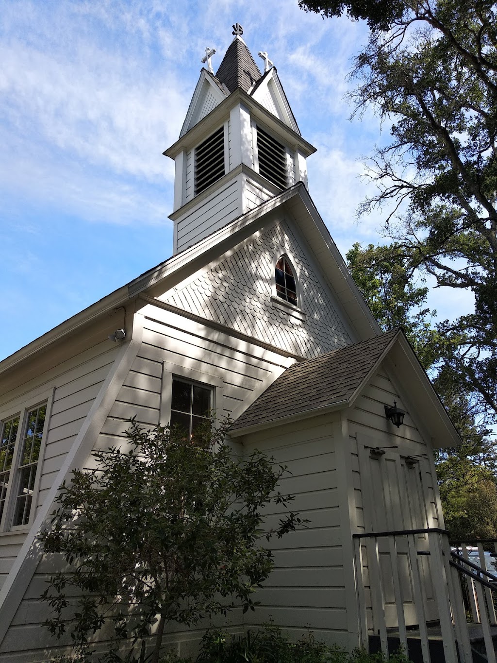 Woodside Village Church | 3154 Woodside Rd, Woodside, CA 94062 | Phone: (650) 851-1587