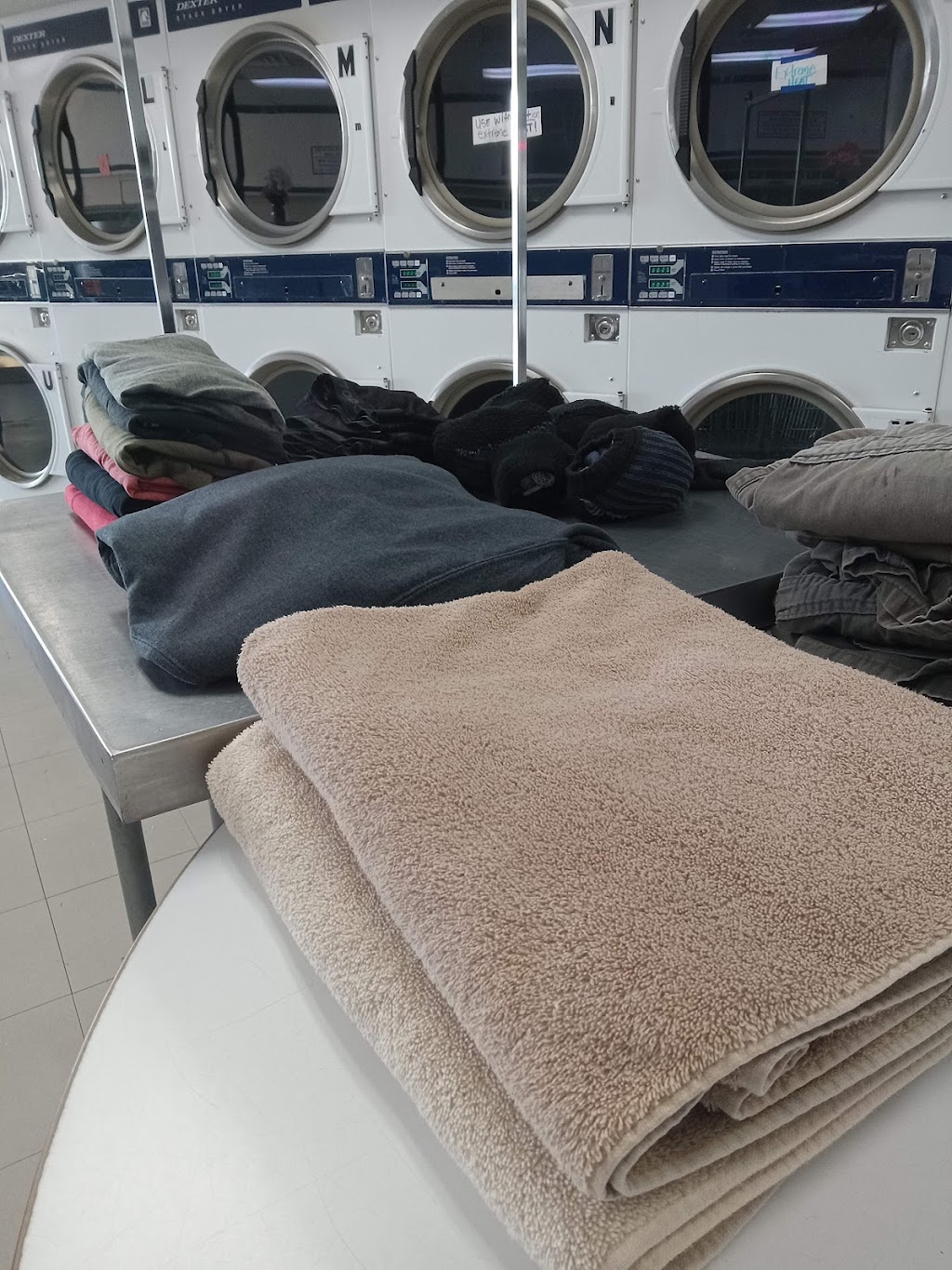 Delta Breeze Laundromat and Wash & Fold | 1092 Sycamore Dr, Antioch, CA 94509 | Phone: (925) 238-1735